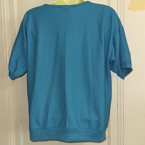 Vintage 80s Chesterfield Teal Blue Short Sleeve Knit Top with floral embossing - Picture 7 of 9